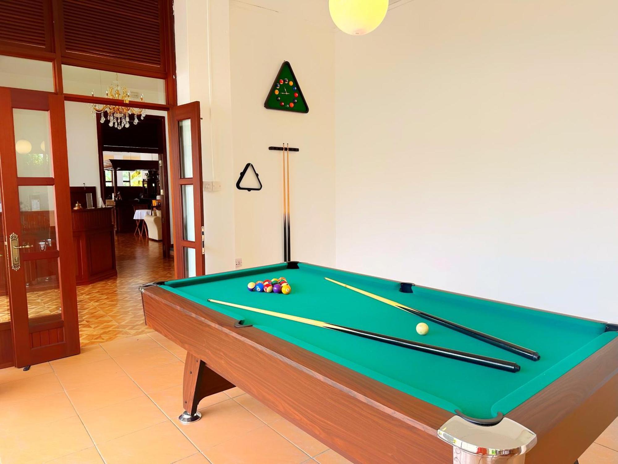 Koa Hotel Riambel Bagian luar foto