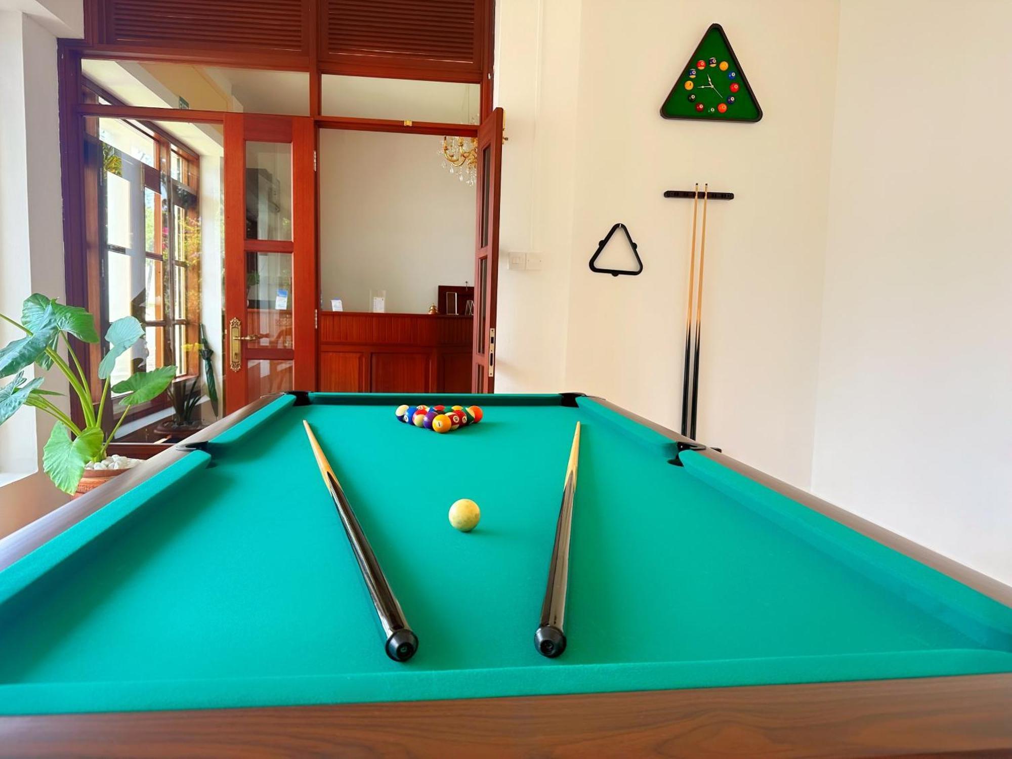 Koa Hotel Riambel Bagian luar foto